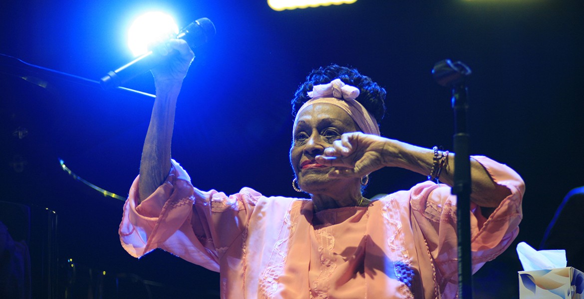 Omara Portuondo - Last Kiss - Review