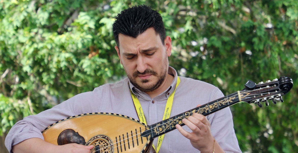 Ο Βασίλης Κώστας στο Lowell Folk Festival