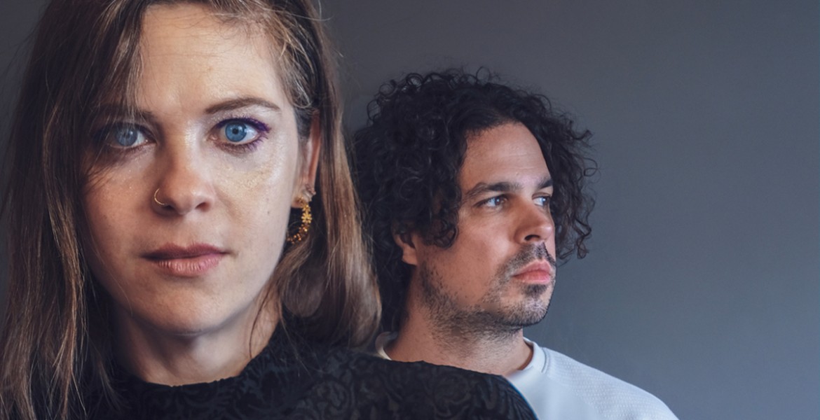 Ένα παράξενο λάιβ | μουσικό θέατρο, stand up poetry