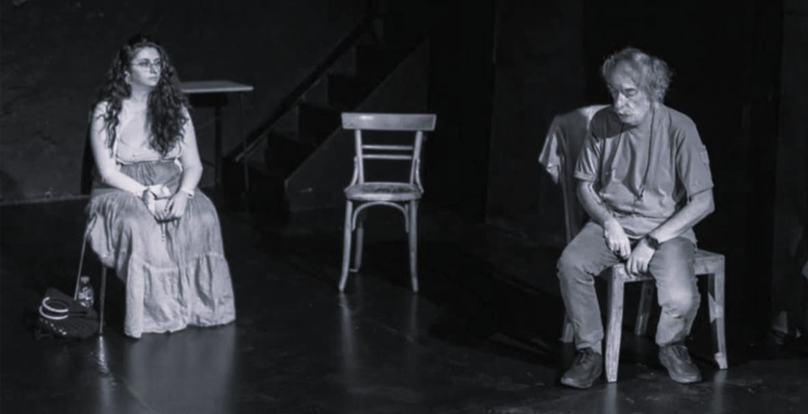 Απόντες του Βασίλη Κατσικονούρη