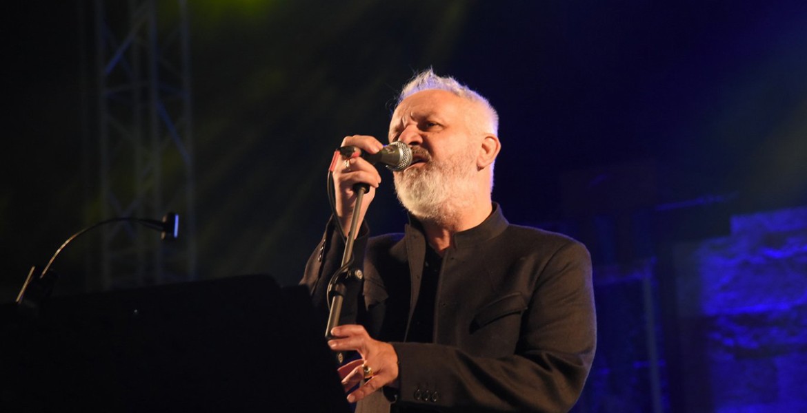 O Χρήστος Θηβαίος ερμηνεύει Τάσο Αλιμπινίση