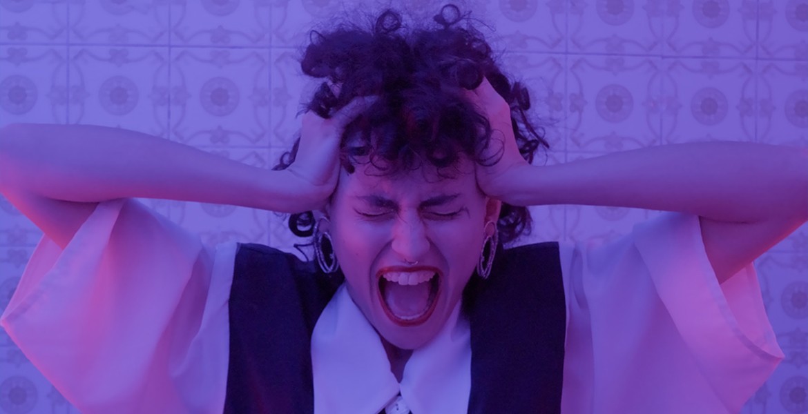 ΓάΤες με φΡάΝτΖες