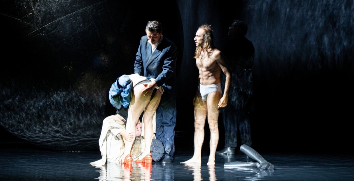 Μάνα Κουράγιο και τα Παιδιά της - Κριτική