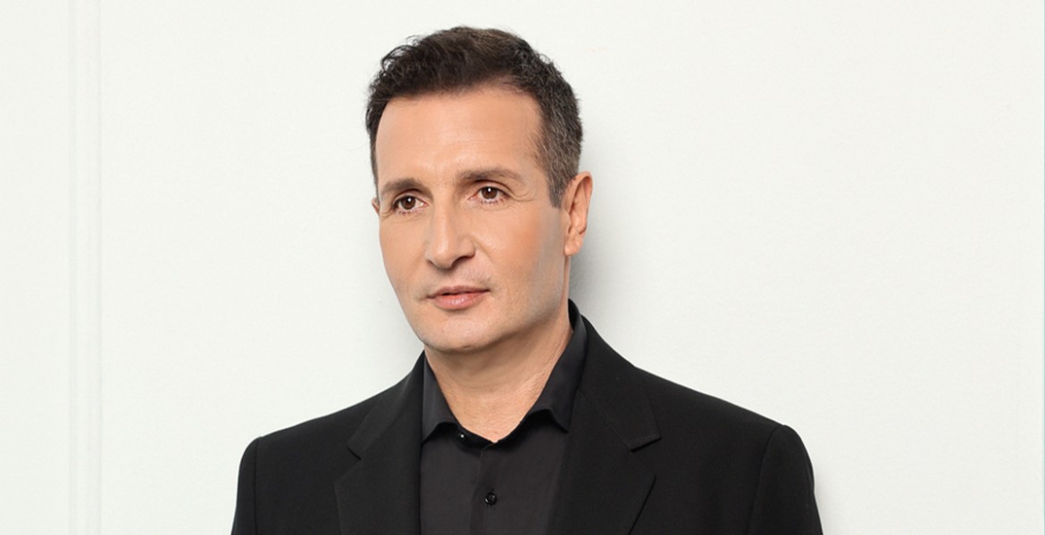 Πάντα Γελαστοί και Γελασμένοι