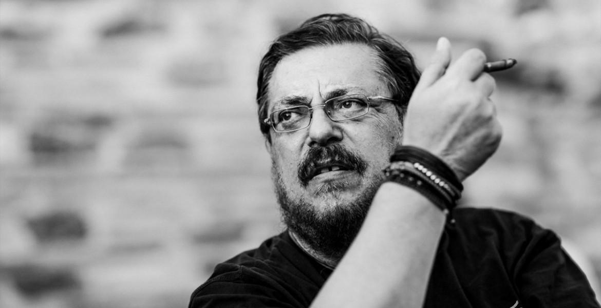 Αφιέρωμα στον Λαυρέντη Μαχαιρίτσα | Καλοκαίρι Αλλιώς